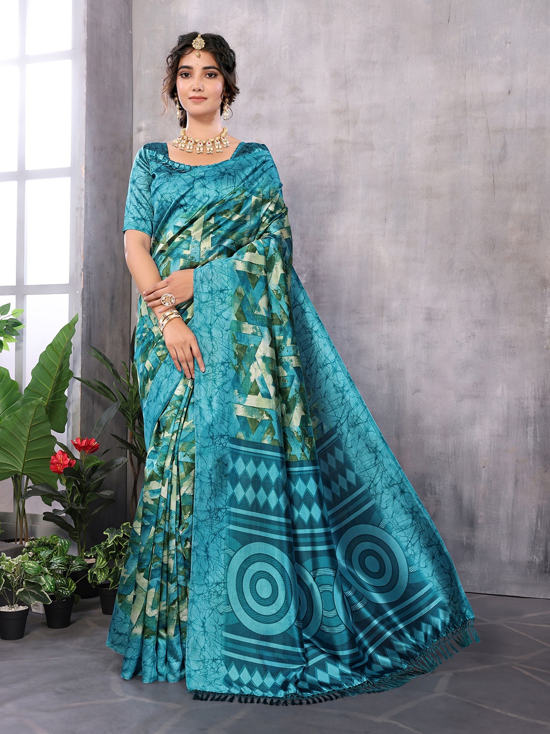 

KALINI Abstract Printed Saree, Teal