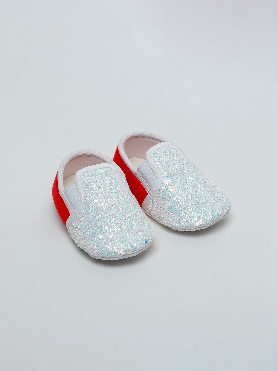 

Daizy Girls Western Embellished Slip-On Sneakers, Silver