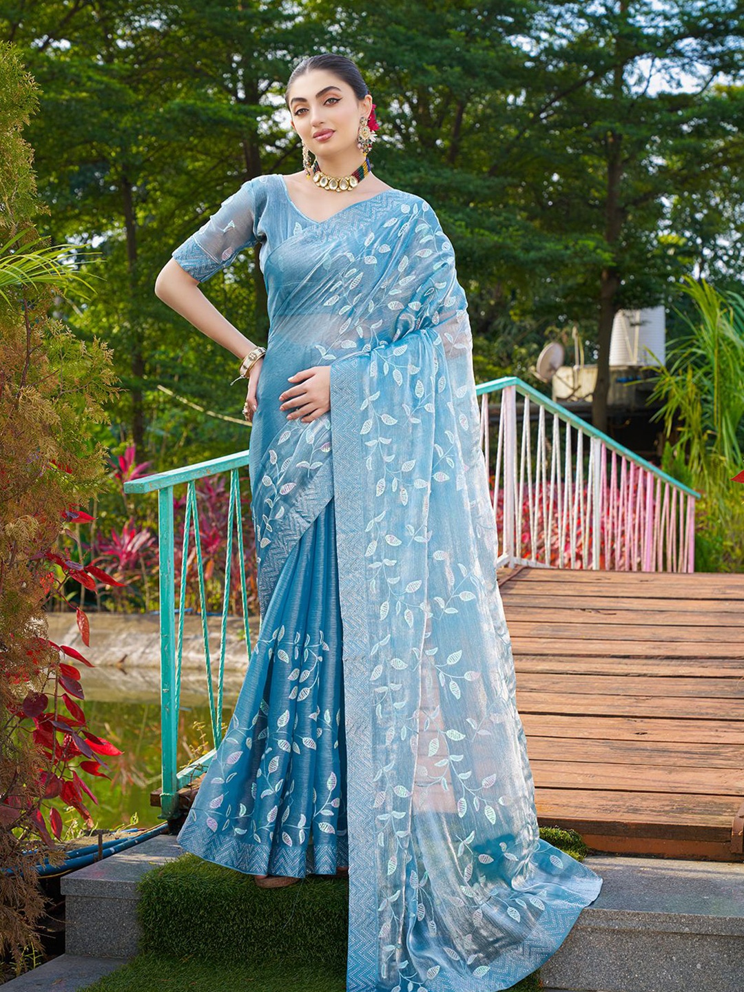 

Sanwariya Silk Sequinned Maheshwari Saree, Teal