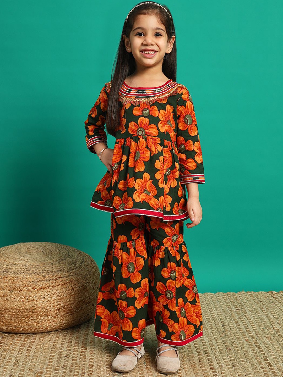 

Readiprint Fashions Girls Floral Printed Gotta Patti Pure Cotton Kurti with Sharara, Green