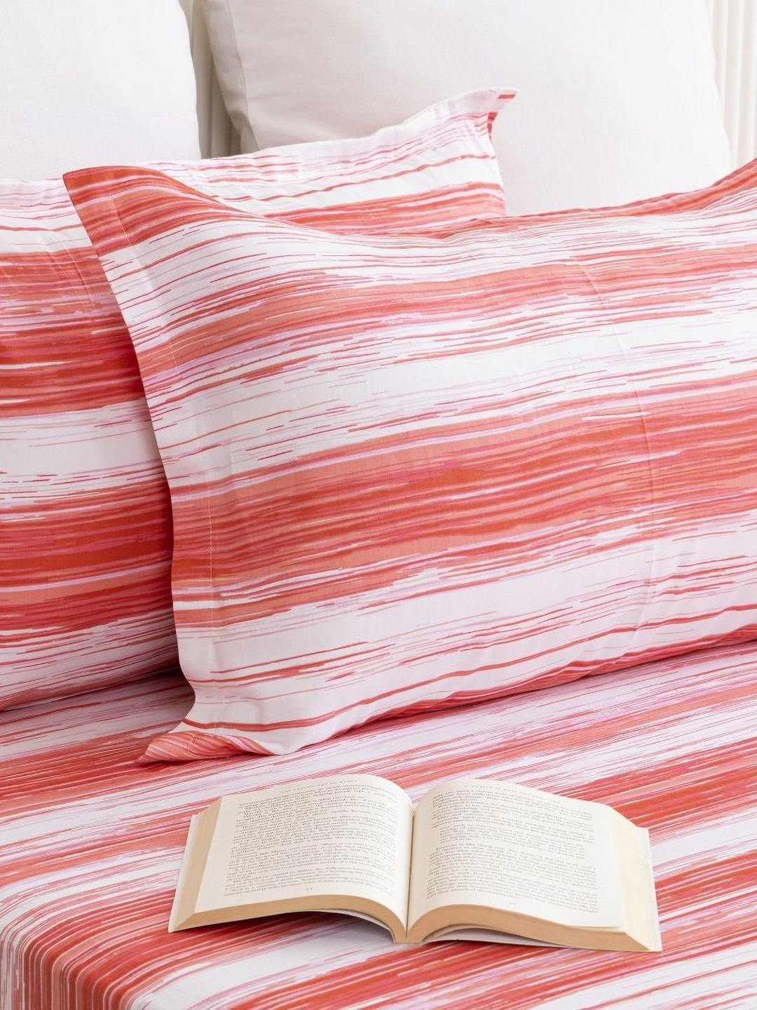 

HOMEMONDE Red & White 2 Pieces Abstract Printed 210TC Pure Cotton Rectangle Pillow Covers