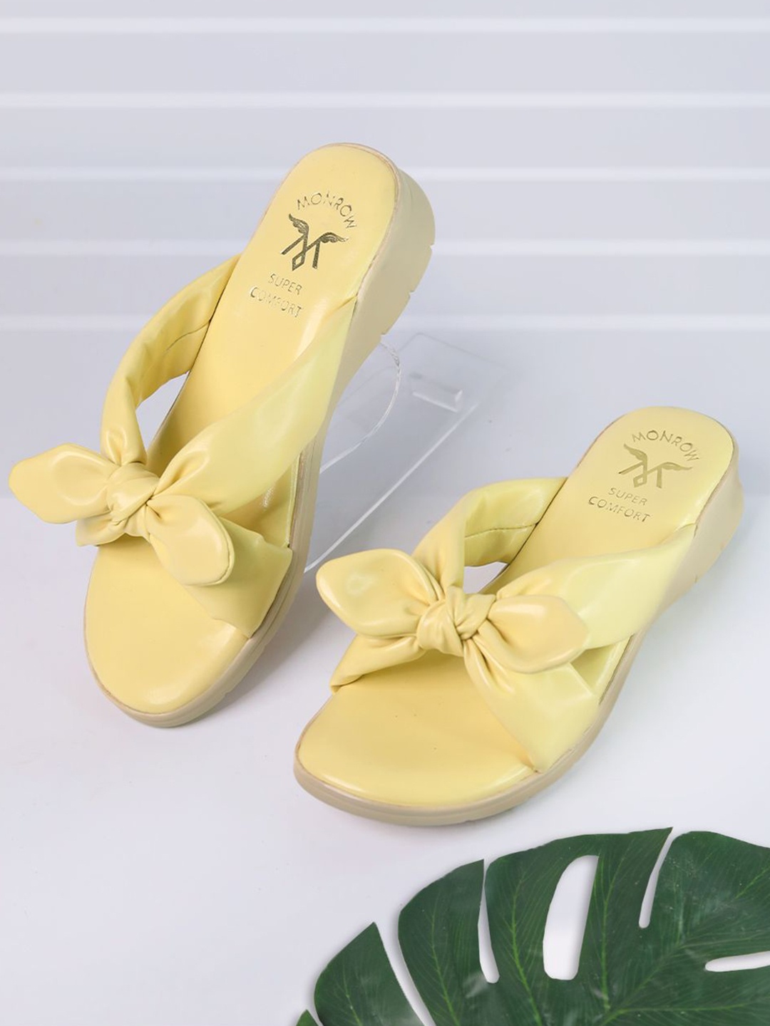 

Monrow Women One Toe Flats with Bows, Yellow