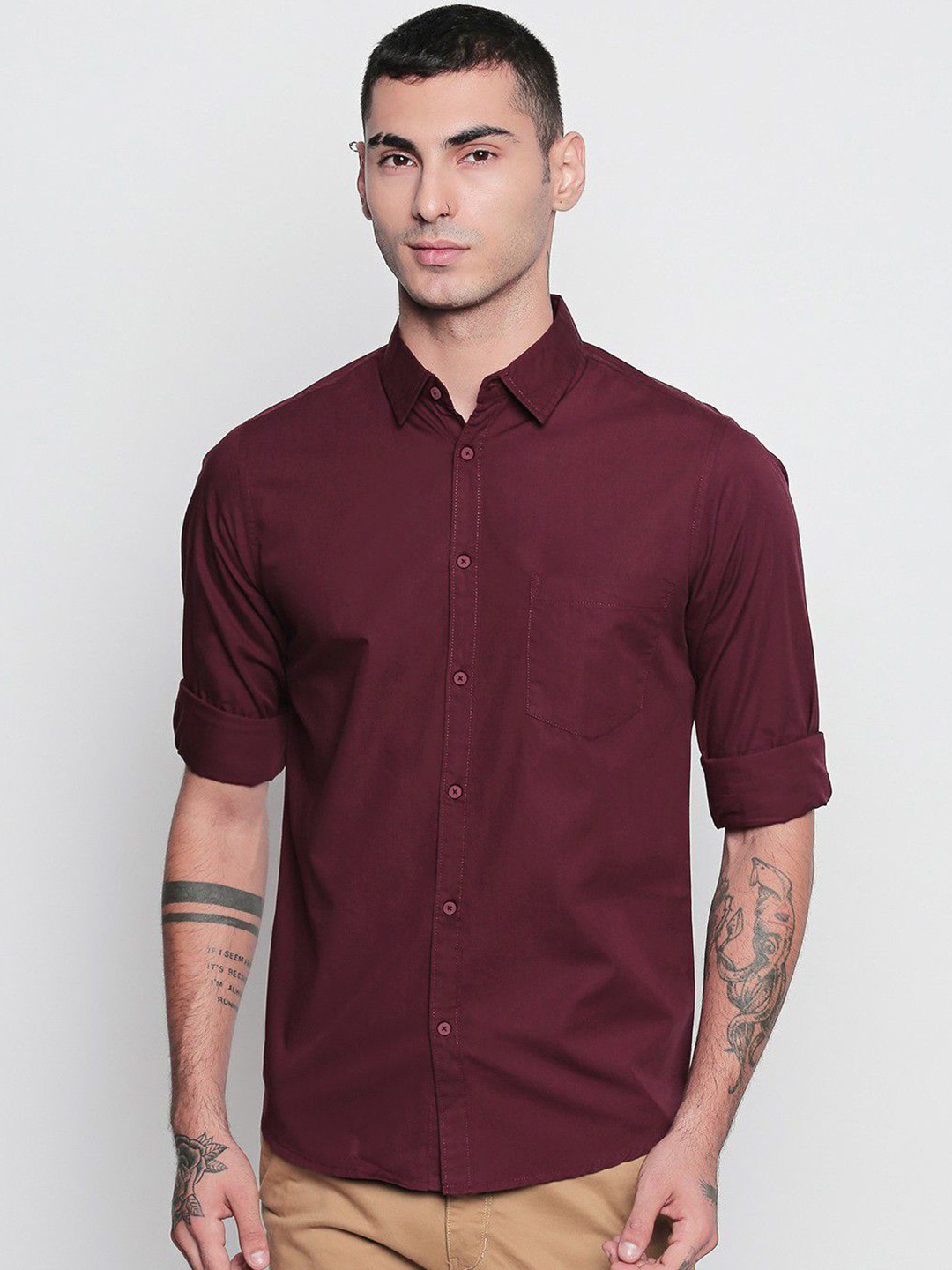 

Provogue Men India Slim Spread Collar Solid Cotton Casual Shirt, Maroon