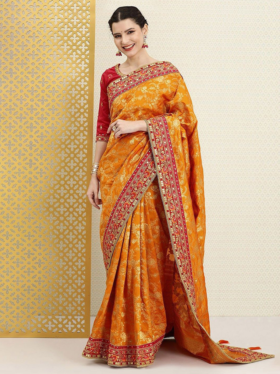 

Trendmalls Floral Beads and Stones Pure Silk Heavy Work Banarasi Saree, Orange