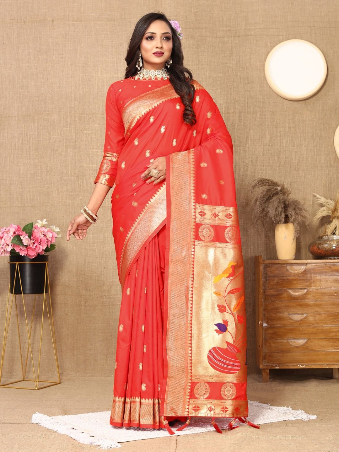 

KALINDI Woven Design Zari Paithani Saree, Red