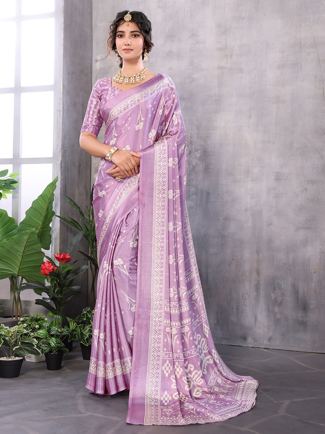 

KALINI Abstract Printed Sarees With Blouse Piece, Purple