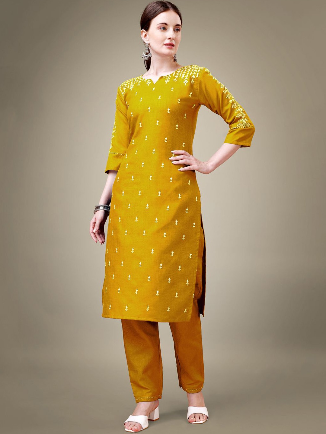 

HI FI NX Ethnic Motifs Embroidered Straight Kurta With Churidar, Yellow