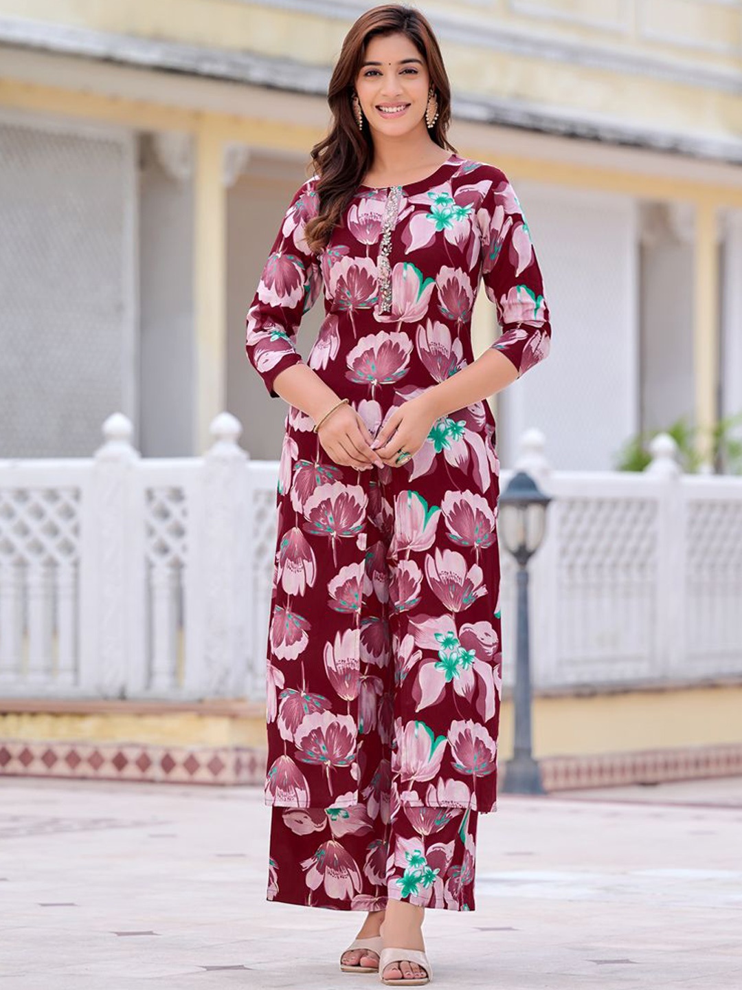 

KALINI Floral Printed Straight Beads and Stones Kurta with Palazzos, Purple