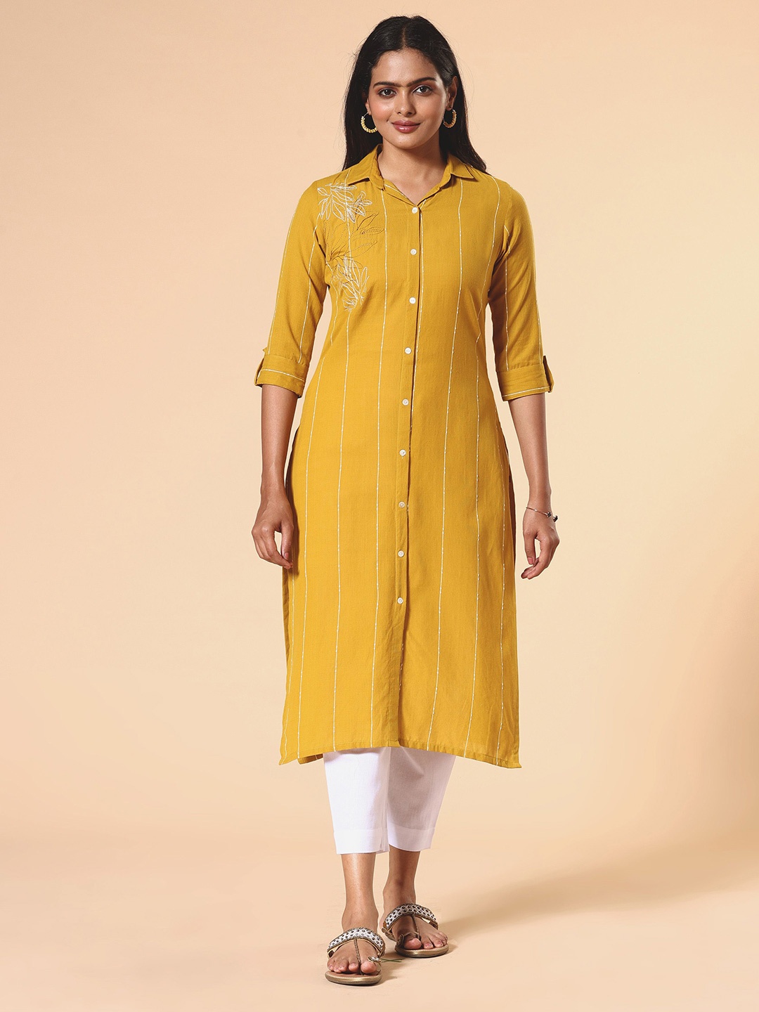 

Vismay Embroidered Cotton Straight Kurta, Yellow