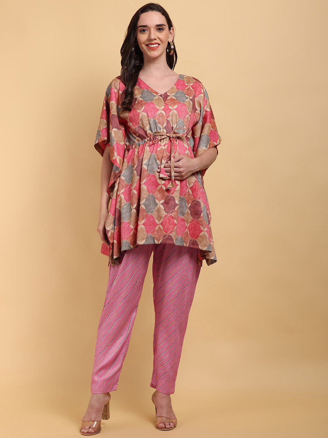 

CHARISMOMIC Floral Printed V-Neck Flared Sleeves Maternity Kaftan Kurta With Trousers, Pink