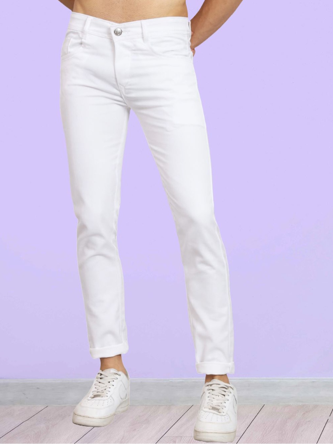 

LINARIA Men Classic Tapered Fit Mid-Rise Jeans, White
