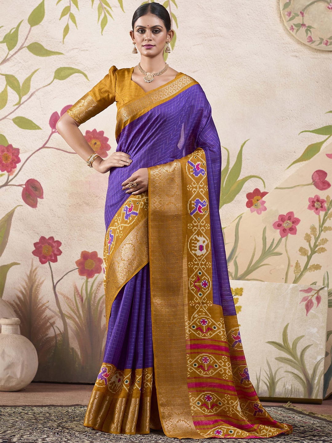 

MADHAVPRIYA Checked Woven Design Zari Saree, Purple