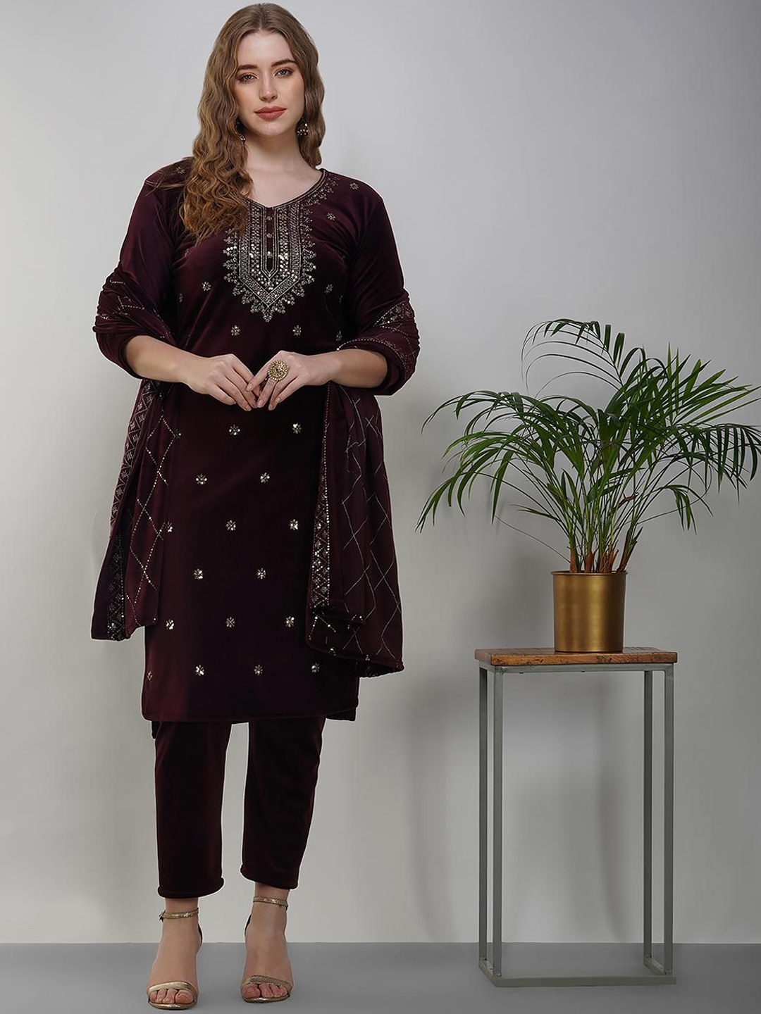 

KALINI Ethnic Motifs Embroidered Sequinned Kurta With Trousers & Dupatta, Burgundy