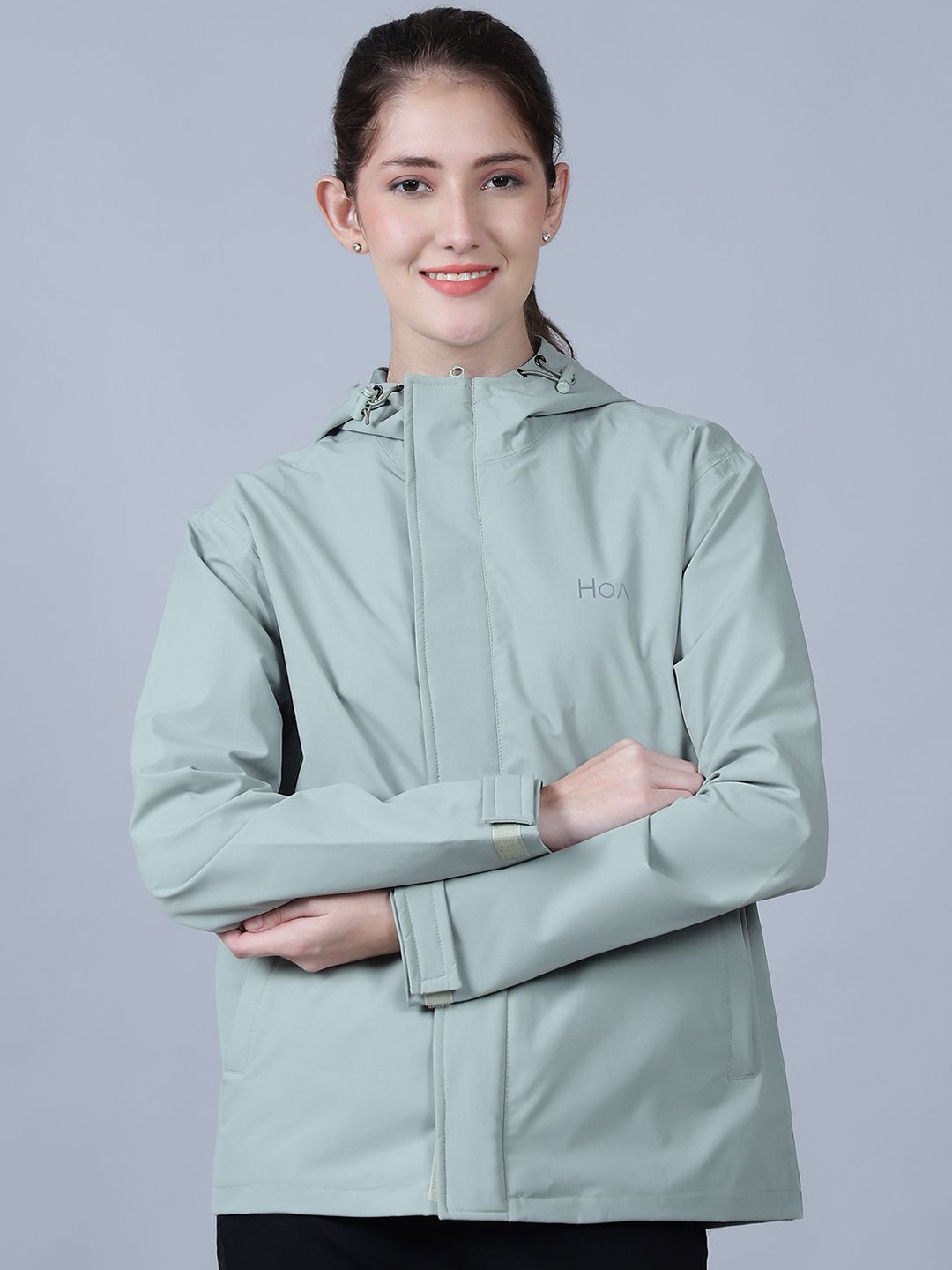 

HOUSE OF VEDAS Women Hooded Solid Casual Sporty Jacket, Olive