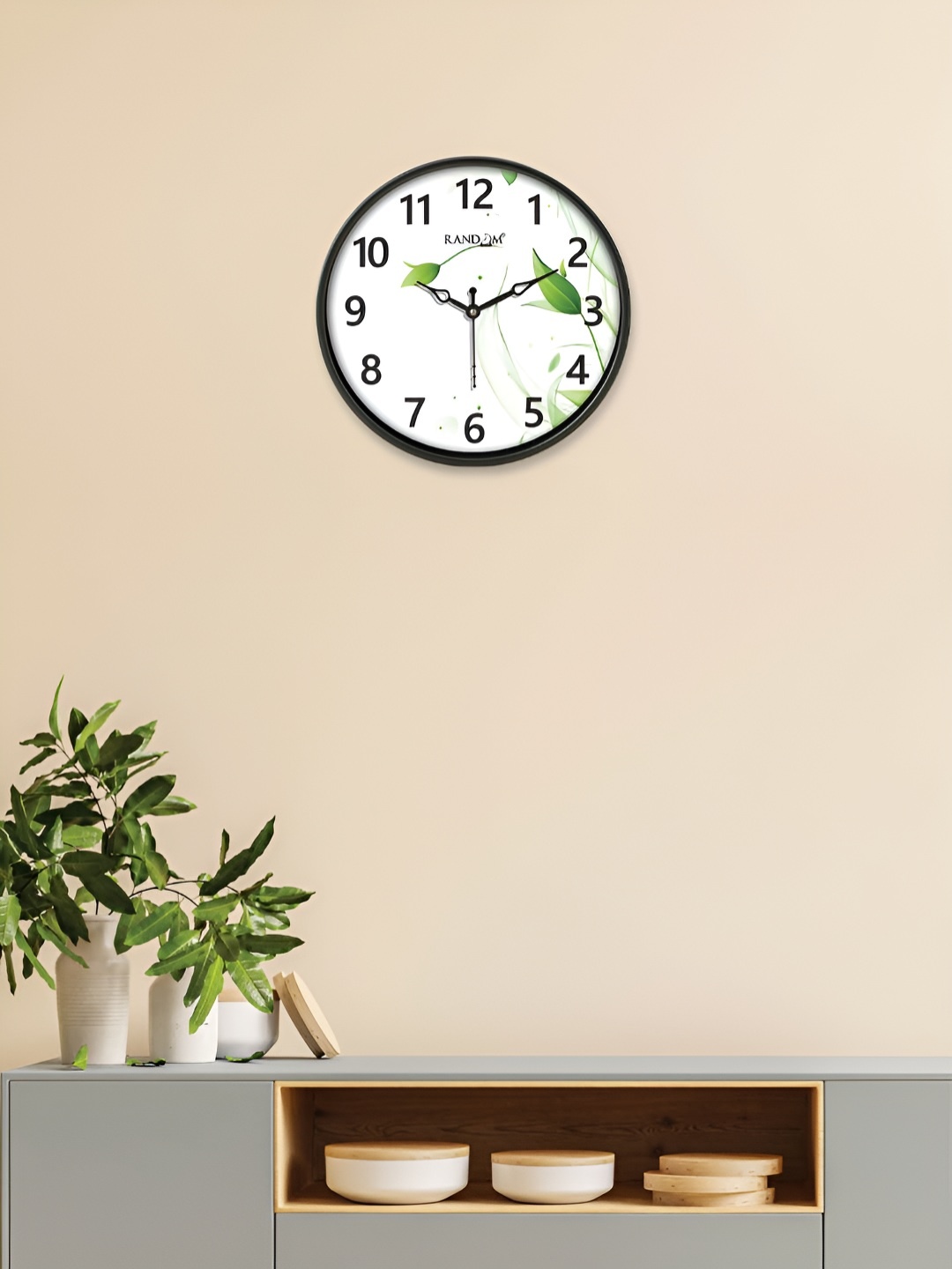 

Aura Black & White Printed Contemporary Analogue Wall Clock
