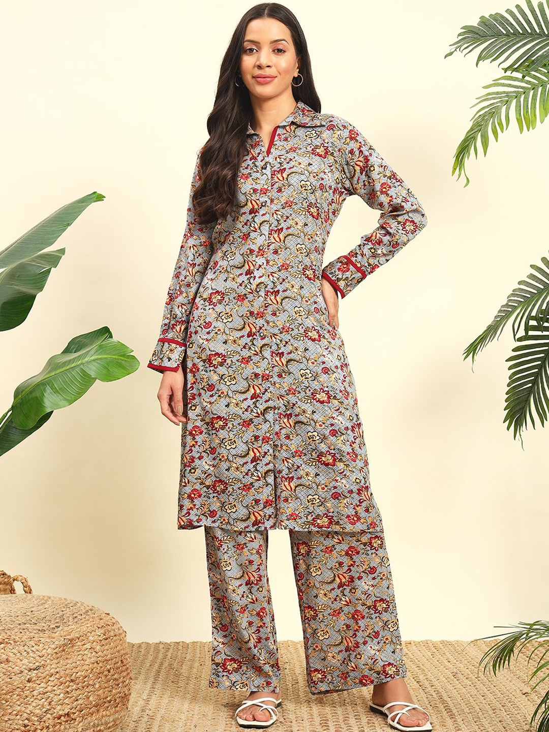 

WoowZerz Floral Printed Shirt Collar Long Sleeves A-Line Kurta with Palazzos, Grey