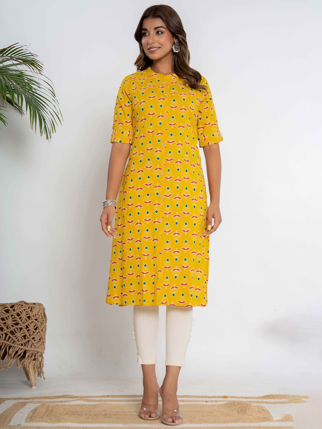 

DIZON Women Floral Printed Straight Kurta, Mustard