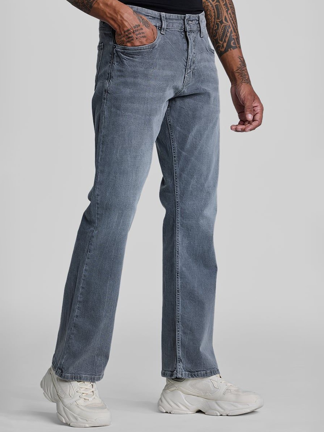 

Snitch Men Classic Bootcut Light Fade Stretchable Jeans, Grey
