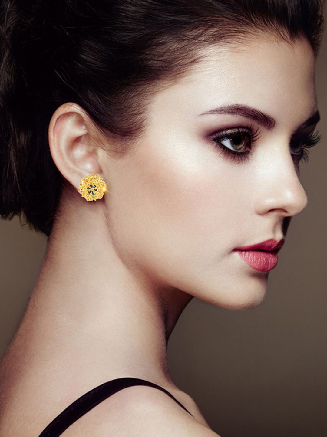 

DIVASTRI Set Of 4 Gold-Plated Stone Studded Circular Studs