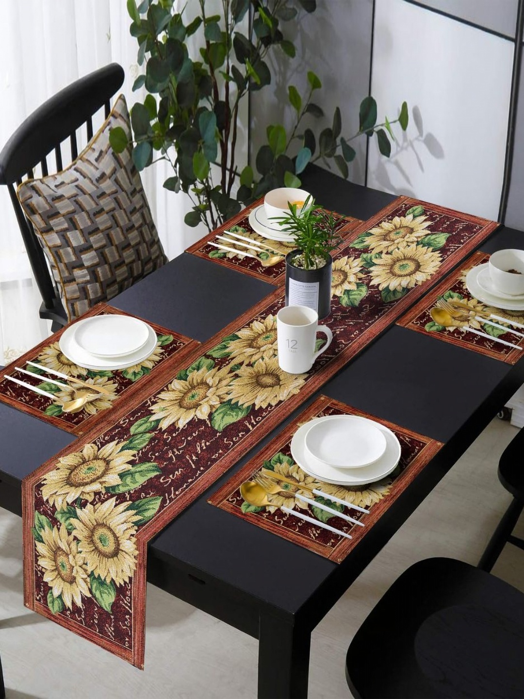 

PRAKARTIK Set of 5 Orange Coloured Cotton Floral Rectangle Dining Table Mats With Runner