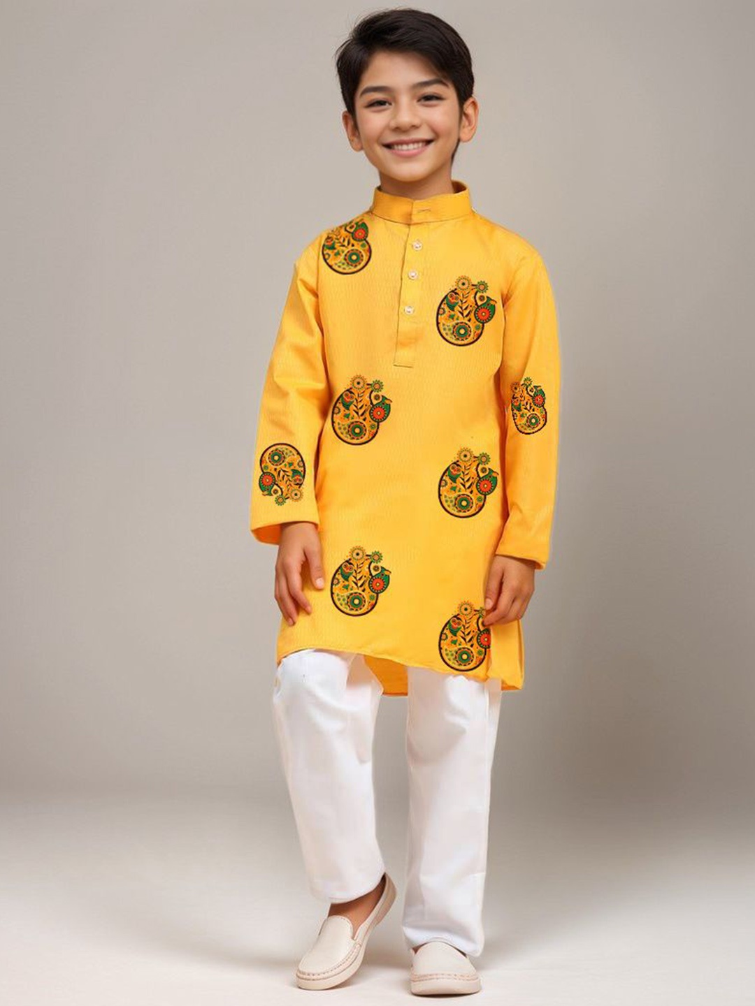 

DEVOILER Boys Paisley Printed Mandarin Collar Dupion Silk Straight Kurta, Yellow