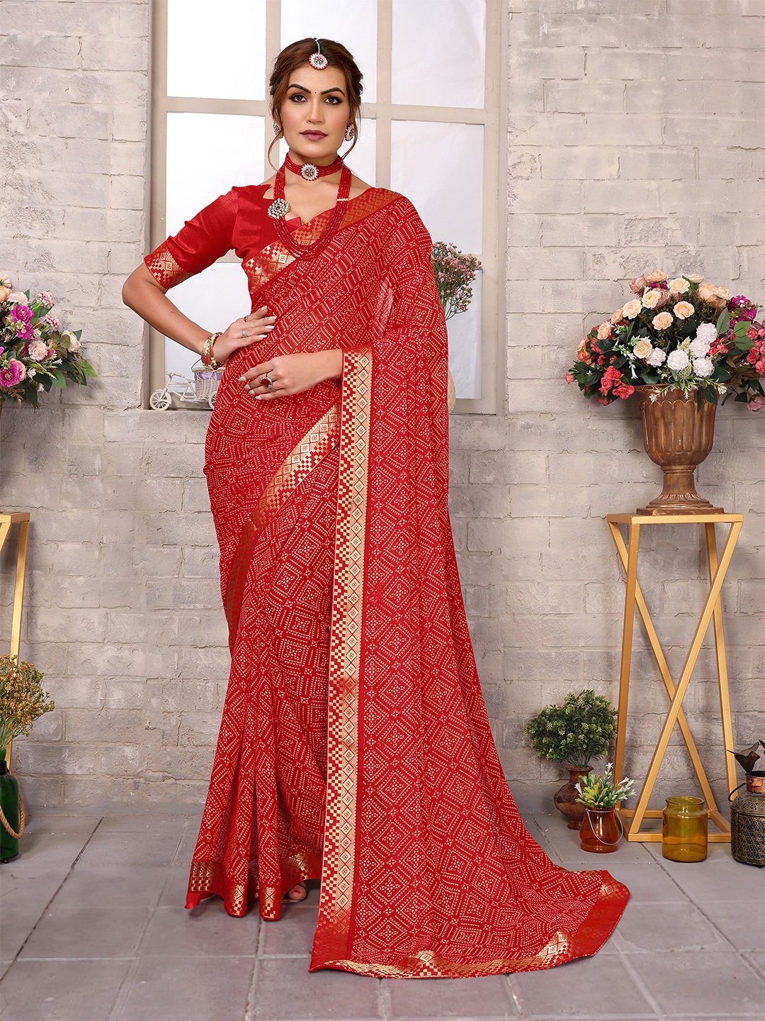 

KALINI Bandhani Printed Saree With Blouse Piece, Red