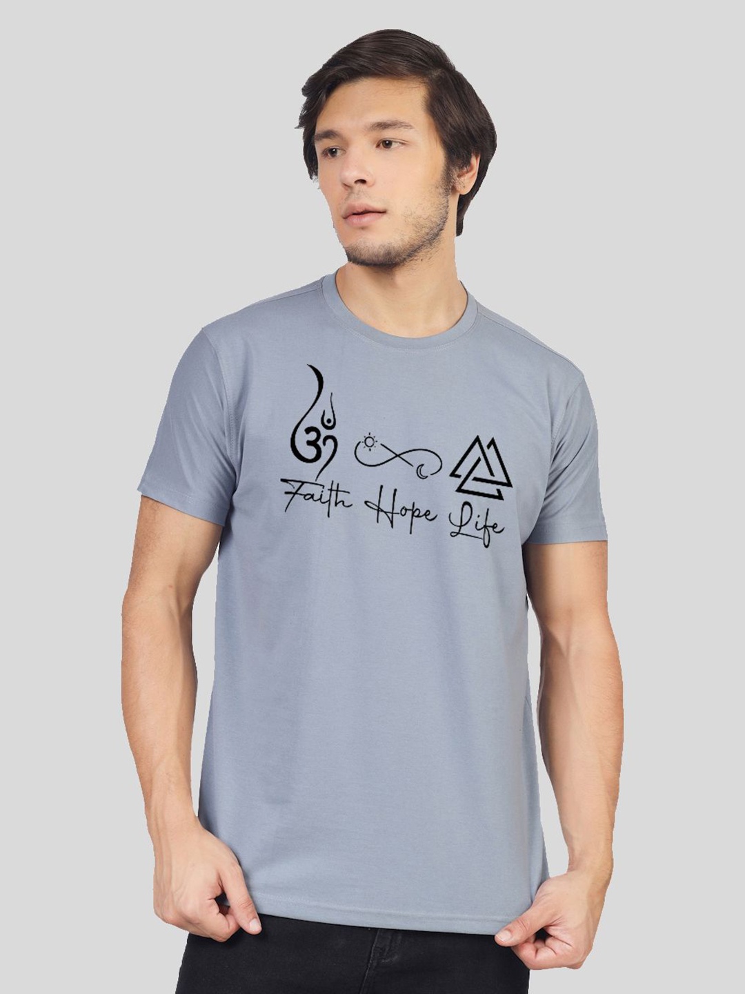 

Greylongg Men Typography Printed Applique T-shirt, Grey