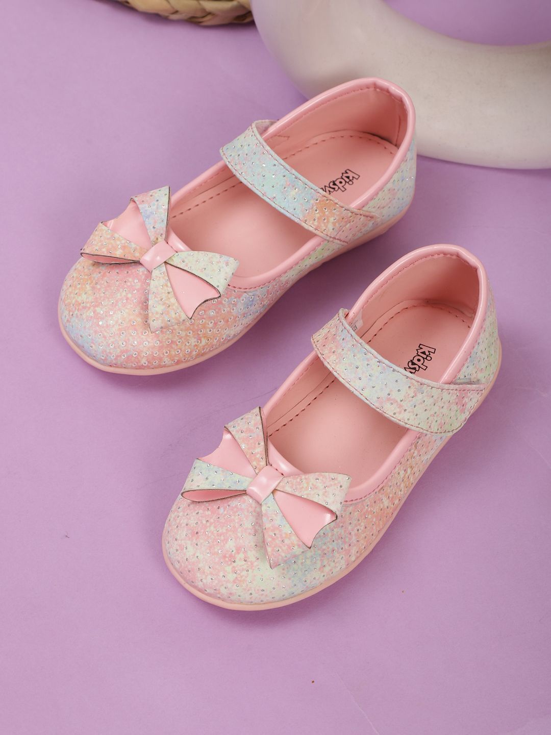 

Kids Ville Girls Printed Ballerina Flats, Pink