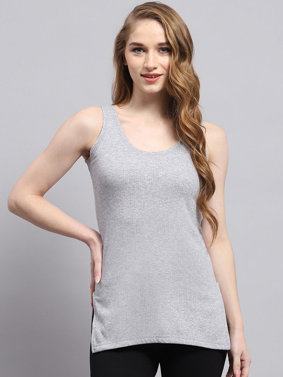 

Monte Carlo Women Round Neck Cotton Thermal Tops, Grey