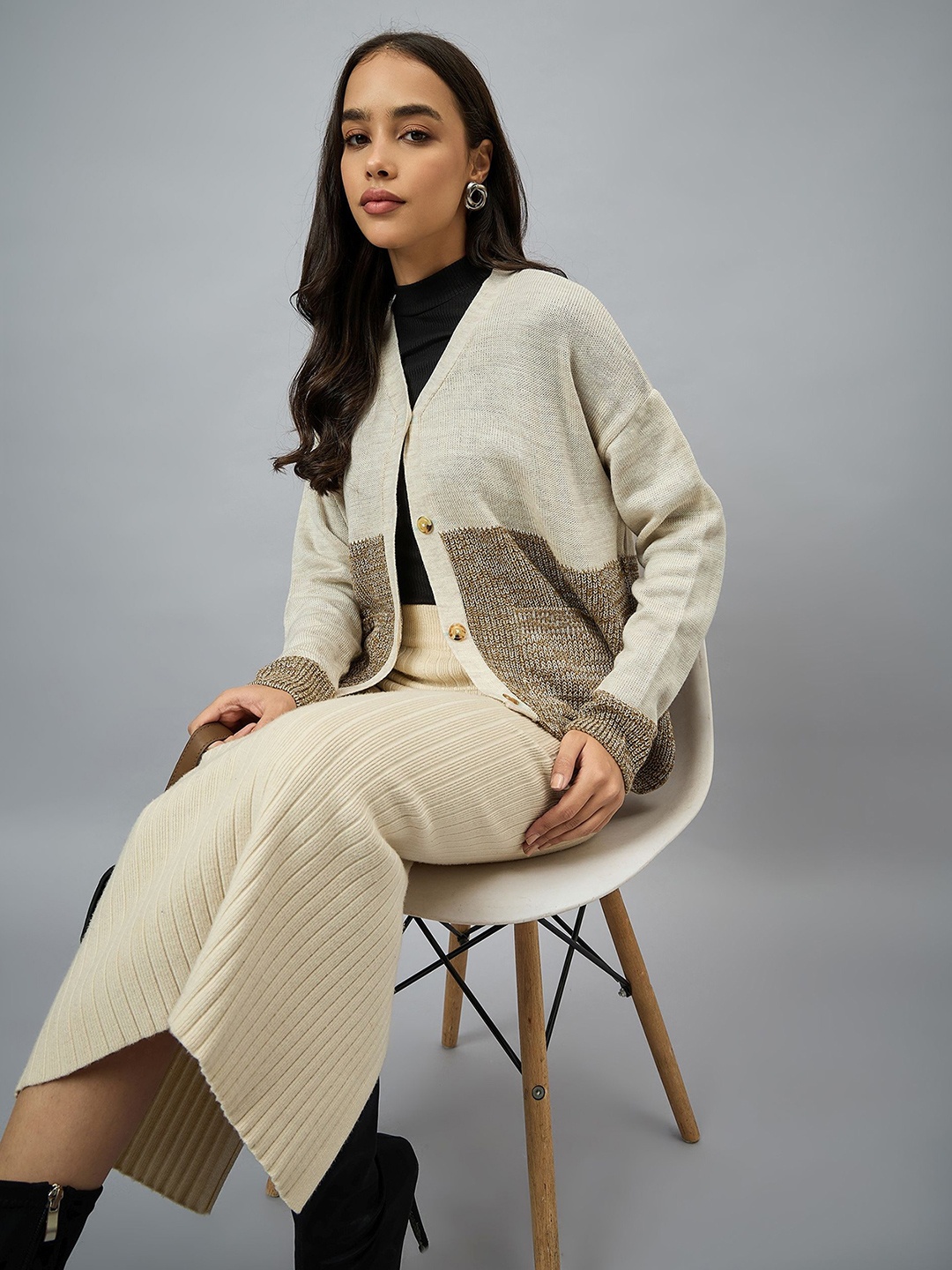 

Club York Women Colourblocked Long Sleeves Cardigan, Off white