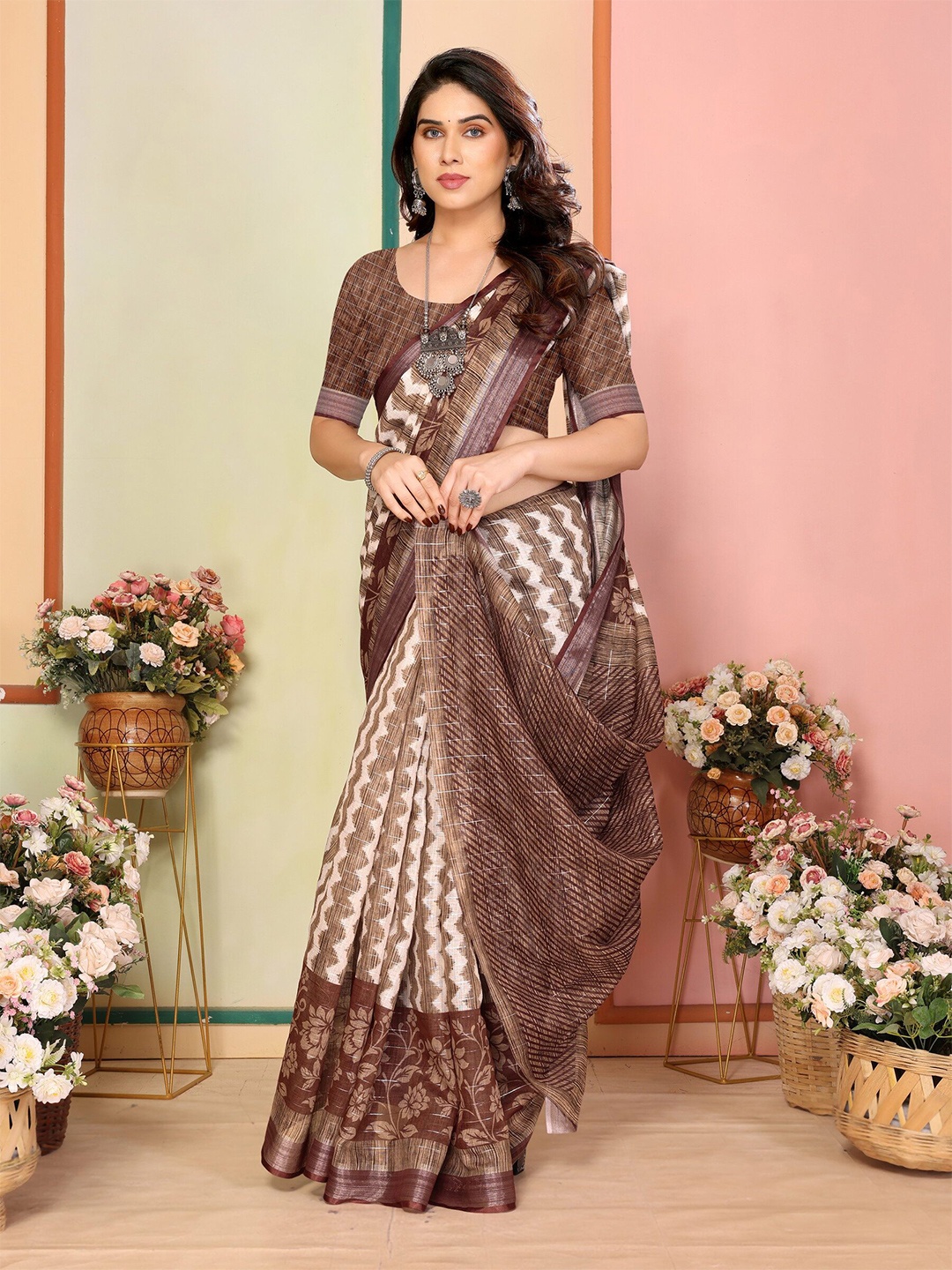 

Sidhidata Chanderi Saree With Zari Border & Printed Blouse Piece, Brown