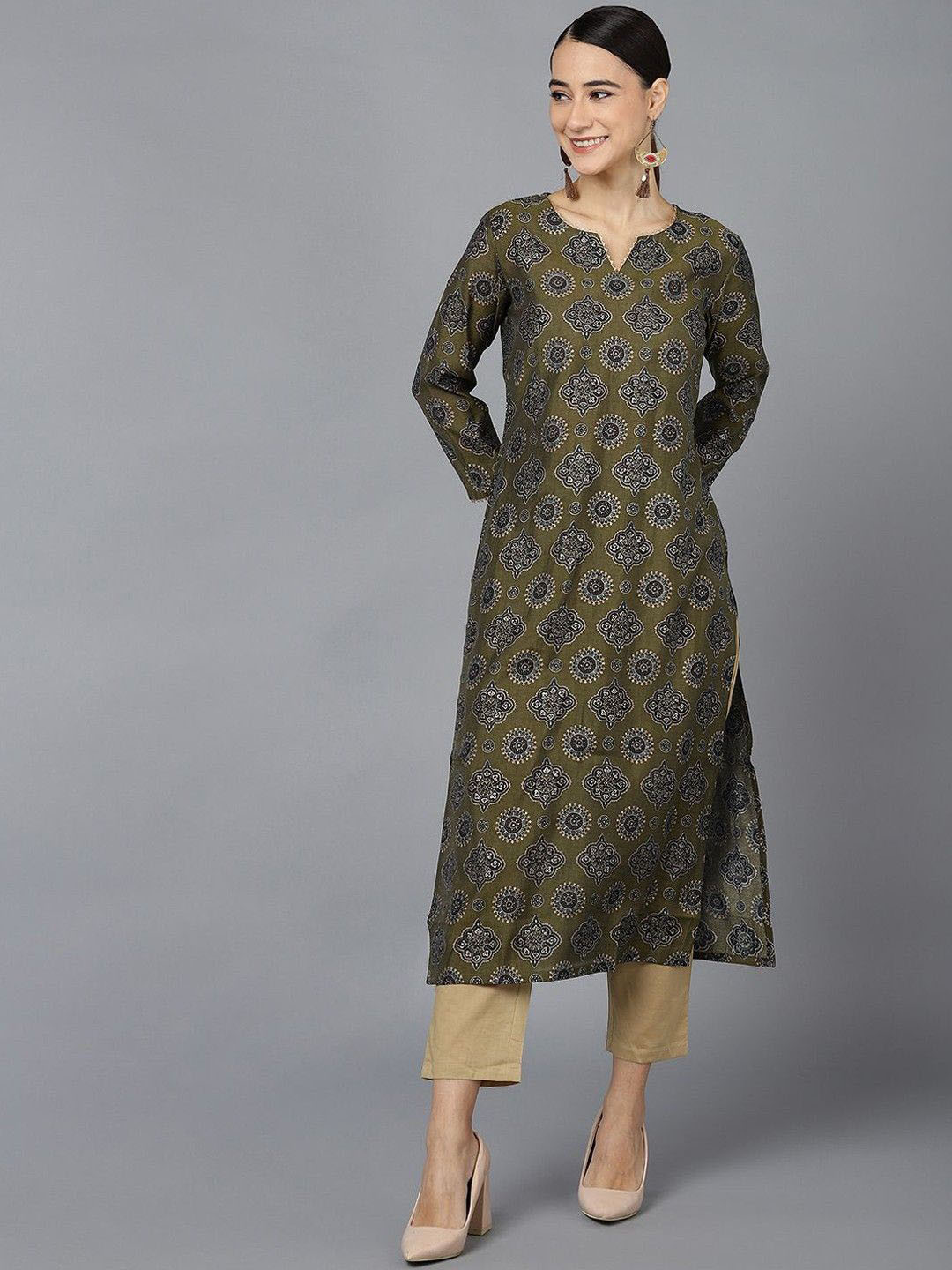 

AHIKA Ethnic Motifs Printed Gotta Patti Regular Silk Straight Kurta, Olive