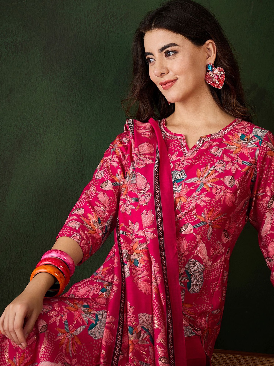 

Sangria Floral Printed Sequinned V-Neck Straight Kurta & Trouser With Dupatta, Pink