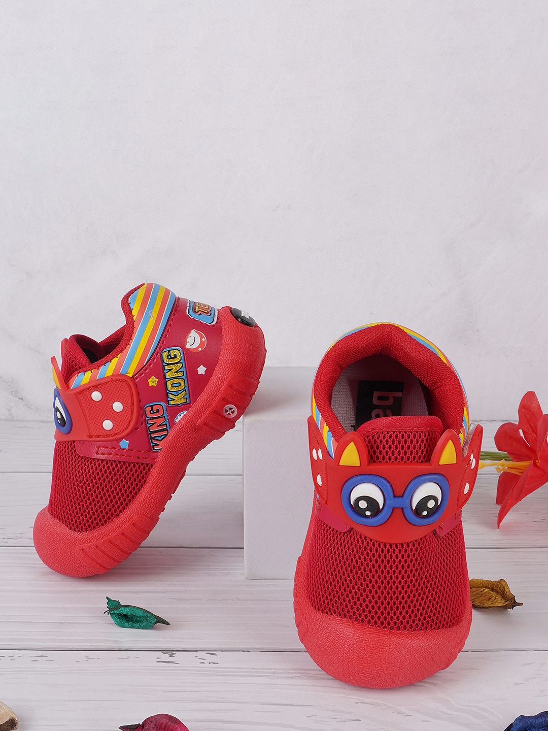 

BAESD Kids Colourblocked Comfort Insole Everyday Sneakers, Red