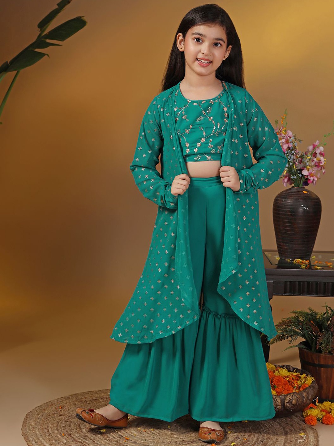 

FASHION DREAM Embroidered Top With Palazzo & Shrug, Green