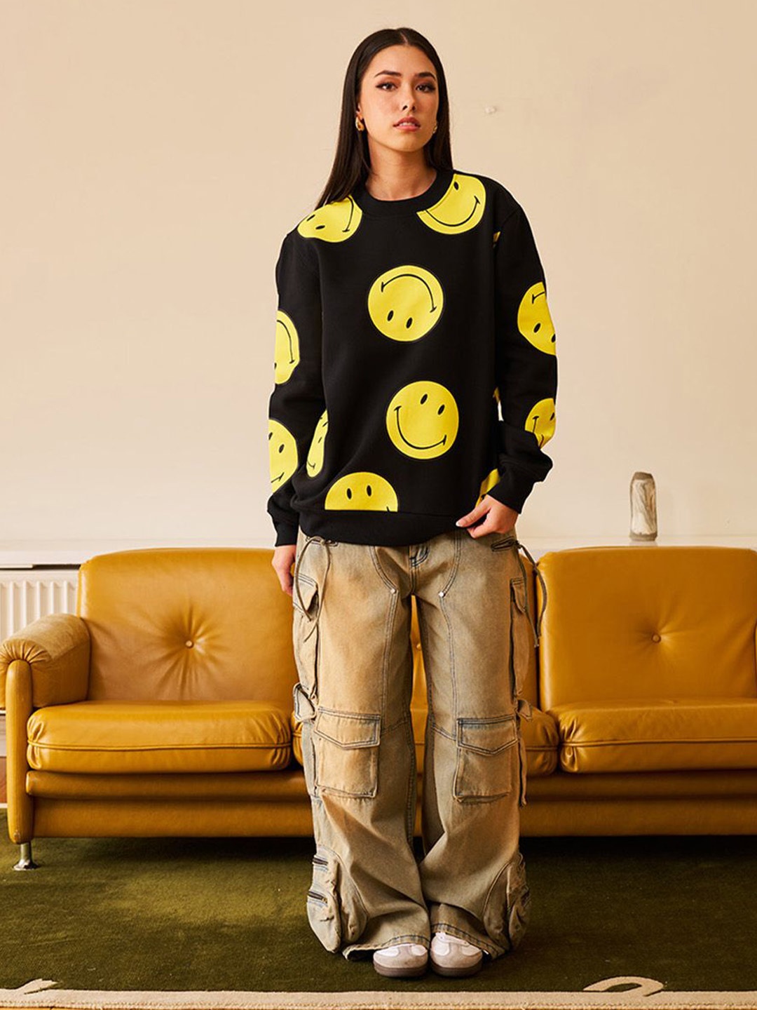 

Bonkers Corner Women Printed Sweatshirt, Black