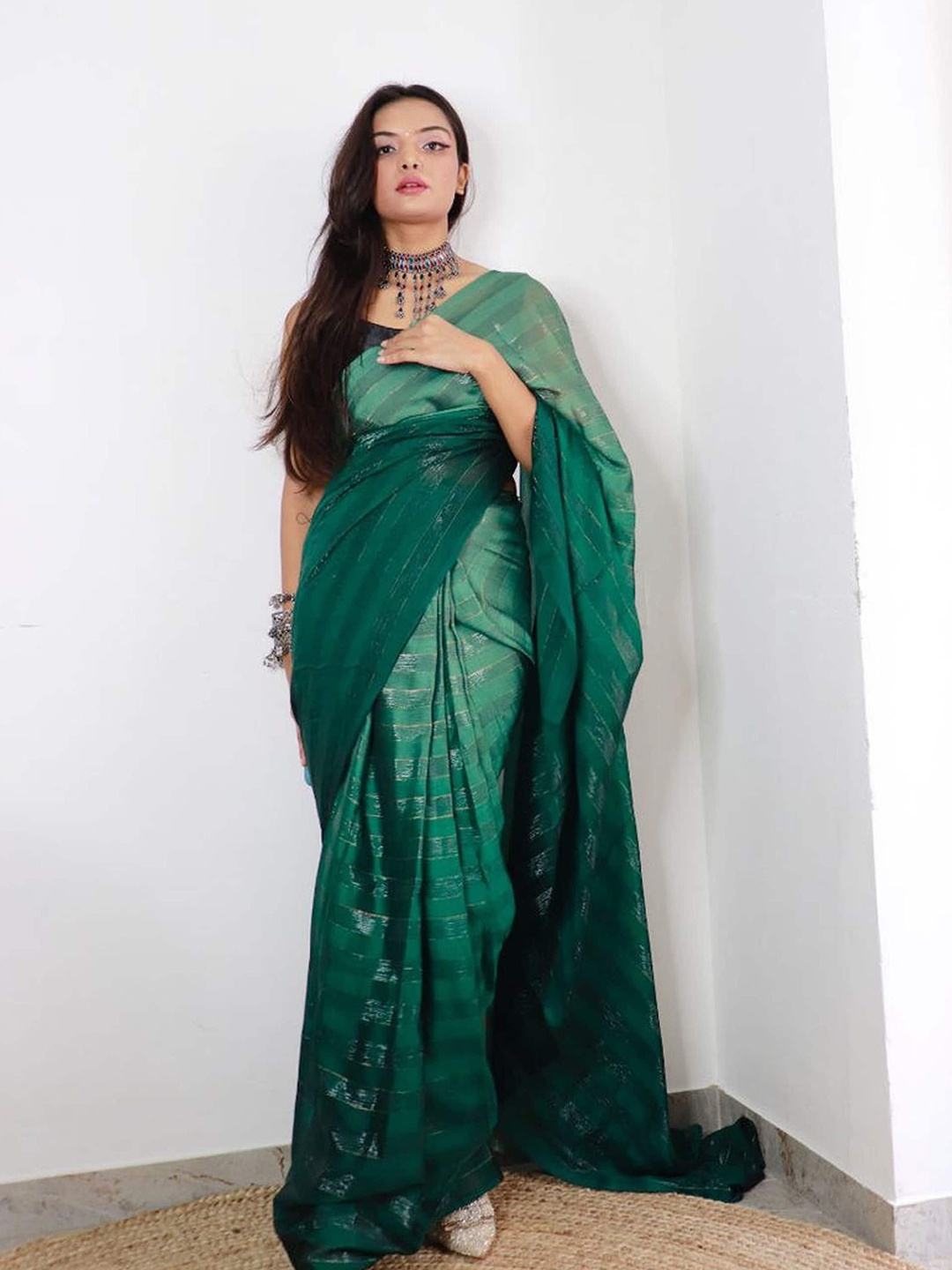 

V3 FASHION STUDIO Striped Pure Chiffon Ready to Wear Jamdani Saree, Green
