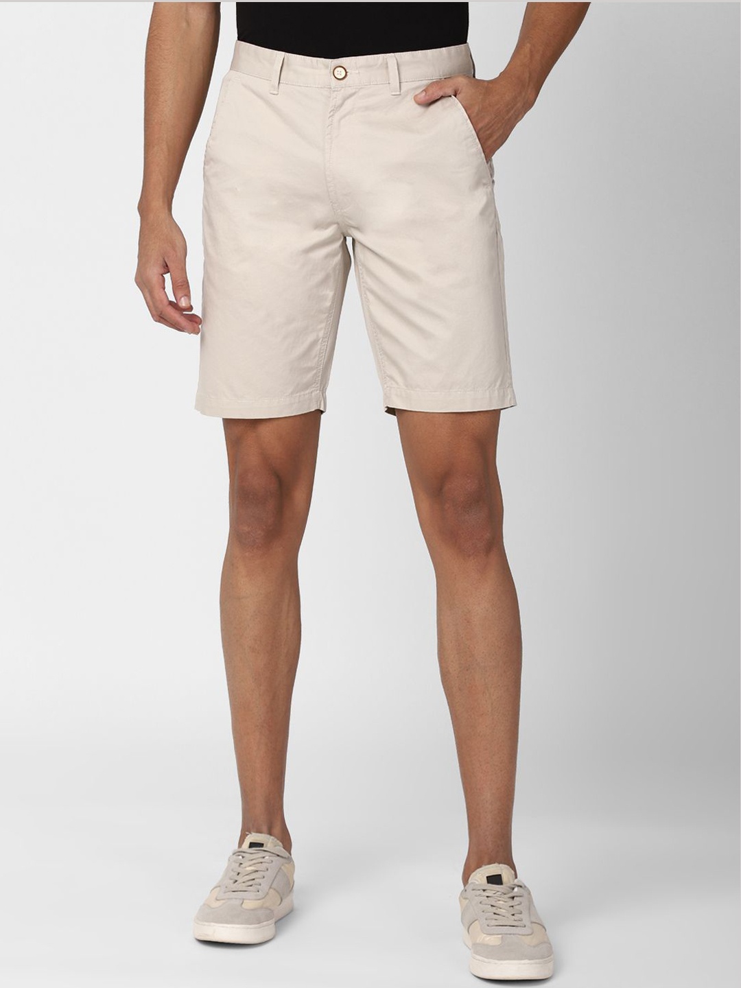 

PETER ENGLAND UNIVERSITY Men Mid-Rise Regular Fit Shorts, Beige