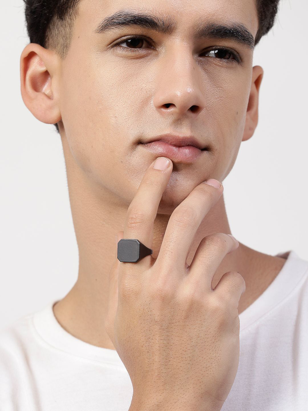 

NVR Men Rhodium-Plated Finger Ring, Black