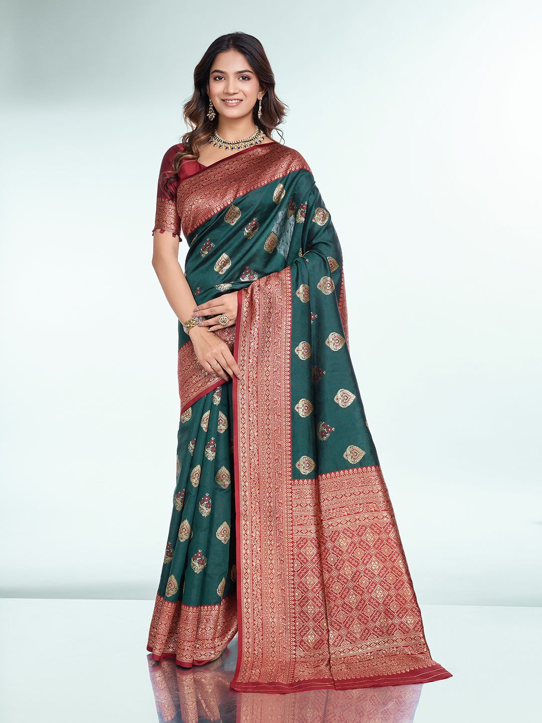 

RICH & ROMAN Woven Design Zari Pure Silk Banarasi Saree, Green