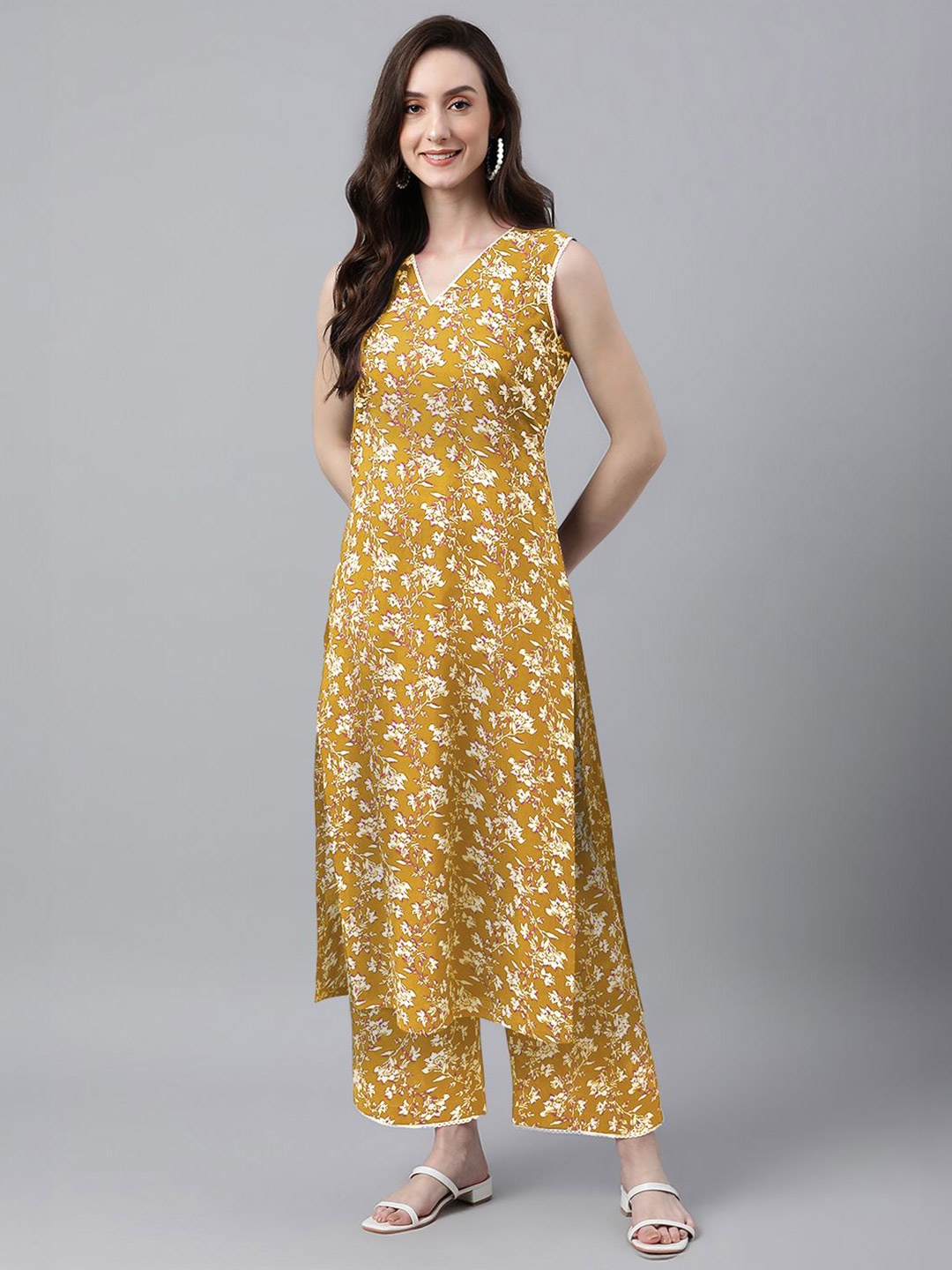 

Janasya Floral Printed Pure Cotton Tunic With Trousers, Mustard