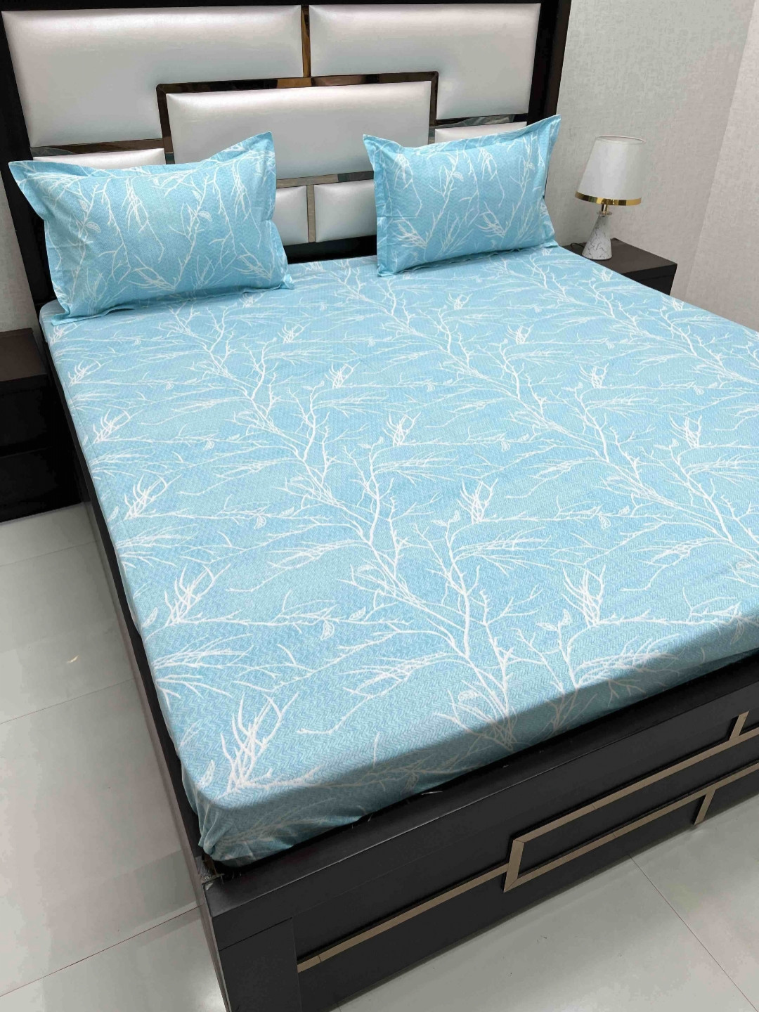 

Pure Decor Velar Blue Floral Pure Cotton 300 TC Super King Bedsheet Set-2.73 m x 3.04 m