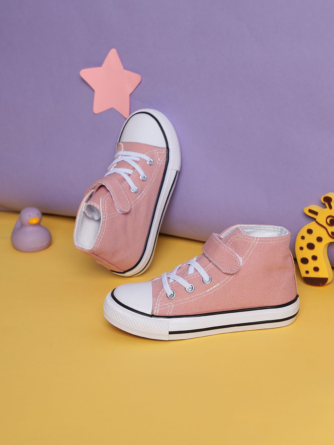 

Truffle Collection Kids - Unisex Round Toe Velcro Sneakers, Pink