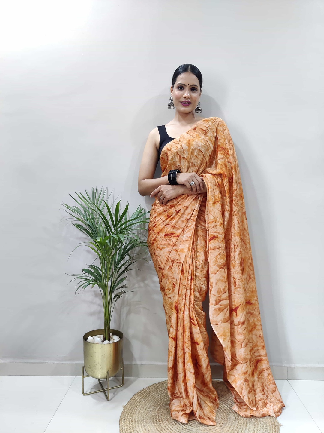 

V3 FASHION STUDIO Abstract Printed Pure Chiffon Jamdani Saree, Orange