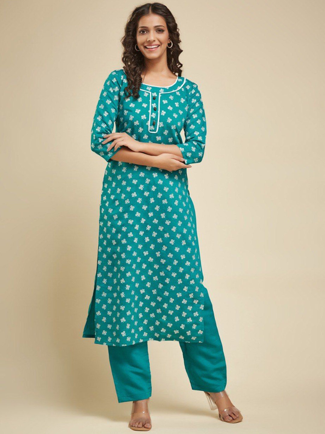 

APNISHA Floral Printed Regular Chanderi Silk Straight Kurta with Trousers, Green