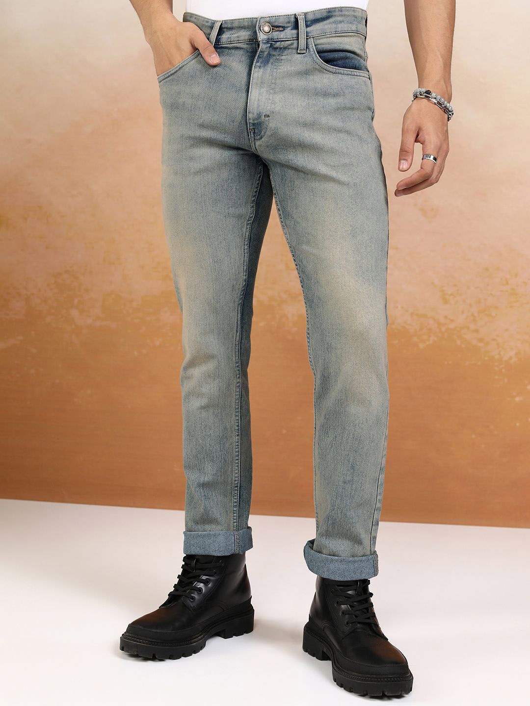 

HIGHLANDER Men Straight Fit Heavy Fade Stretchable Jeans, Blue