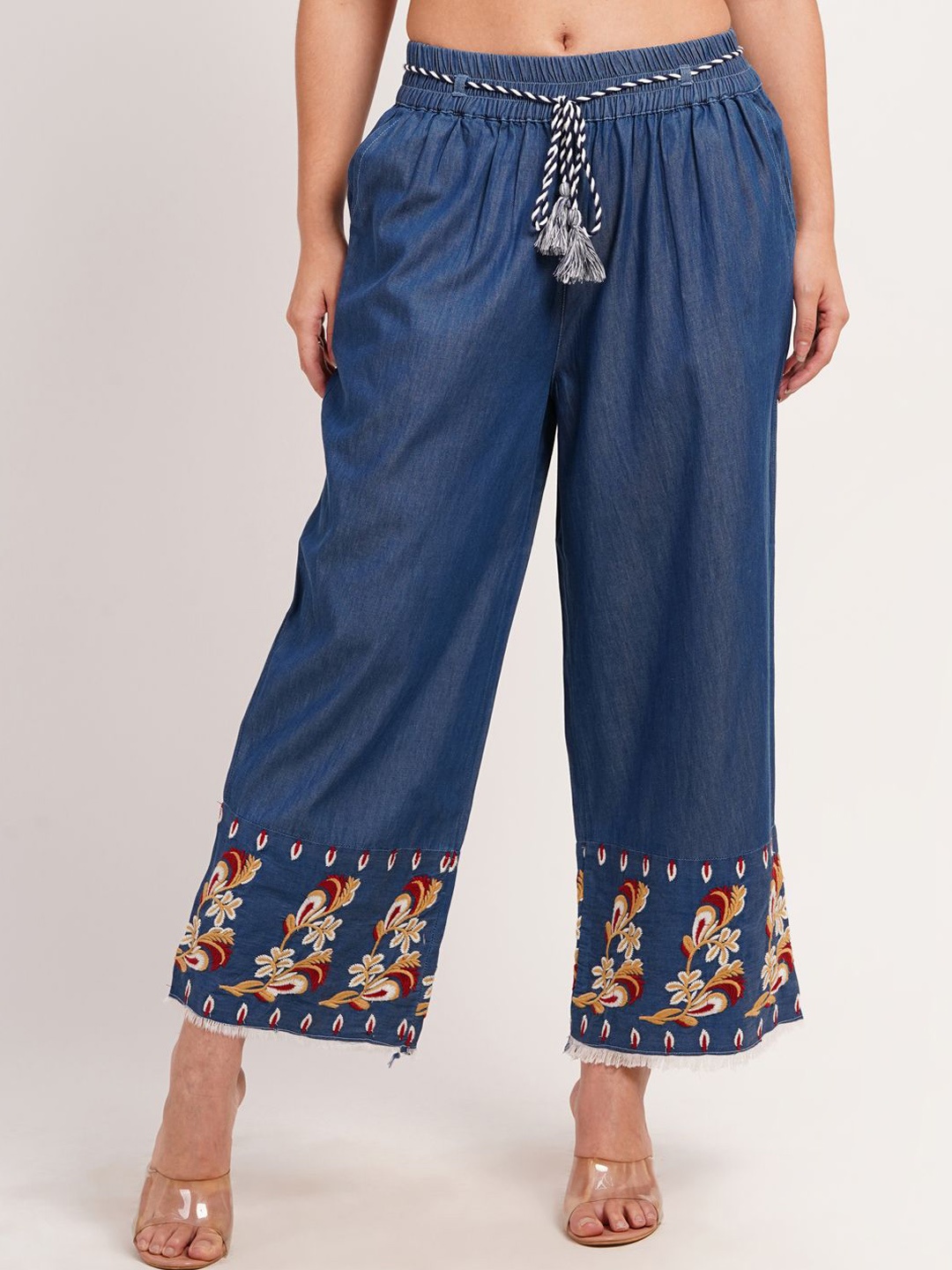 

SUMAVI-FASHION Women Embroidered Relaxed Trousers, Blue