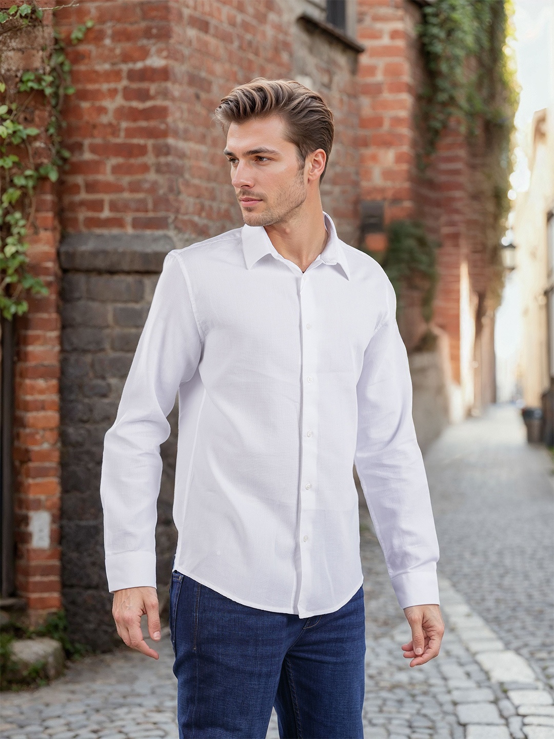 

Celio Men Classic Spread Collar Solid Cotton Casual Shirt, White