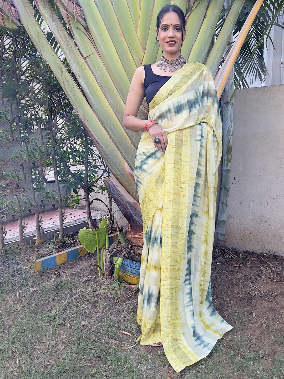 

V3 FASHION STUDIO Tie and Dye Pure Chiffon Ready to Wear Jamdani Saree, Yellow