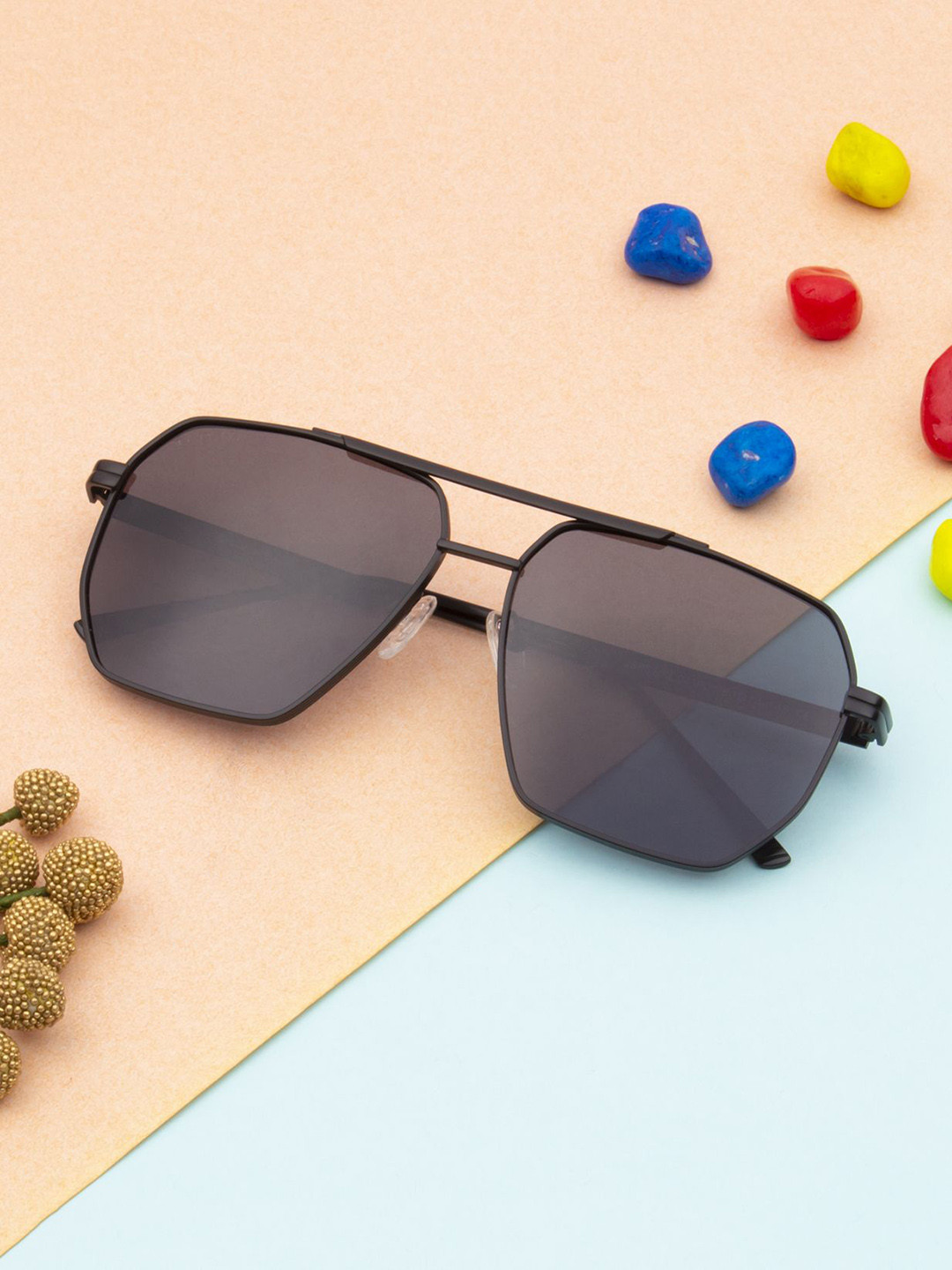 

Ted Smith Unisex Square Sunglasses with Polarised Lens RAVE_C3, Grey